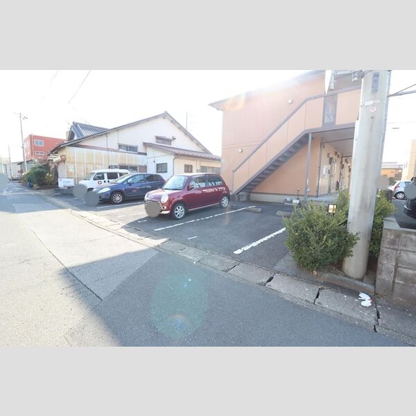 駐車場 (駐車場)