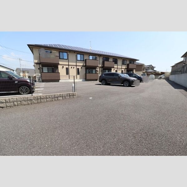 駐車場 (駐車場)