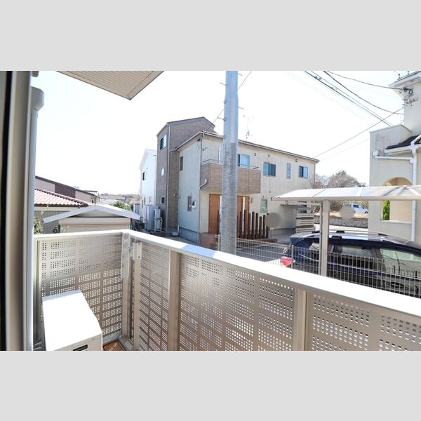 現地周辺 (窓からの風景)