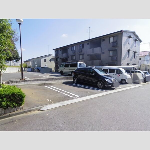 駐車場 (駐車場)