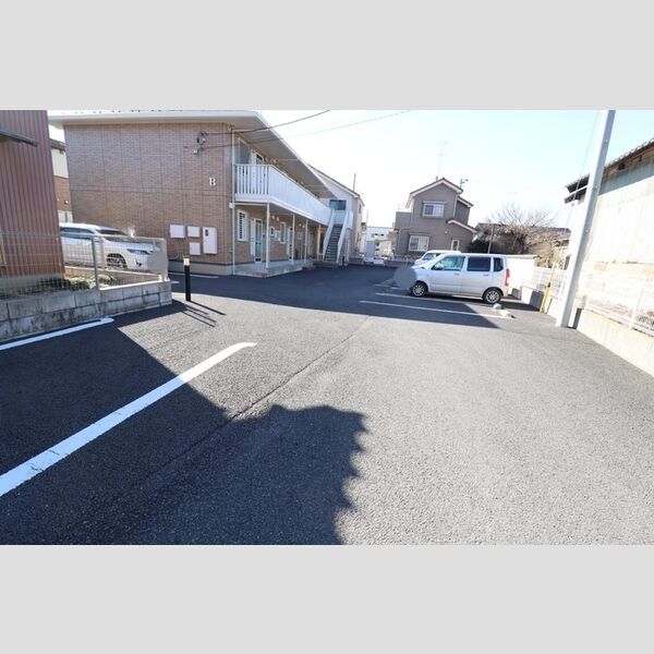 駐車場 (駐車場(B棟側))