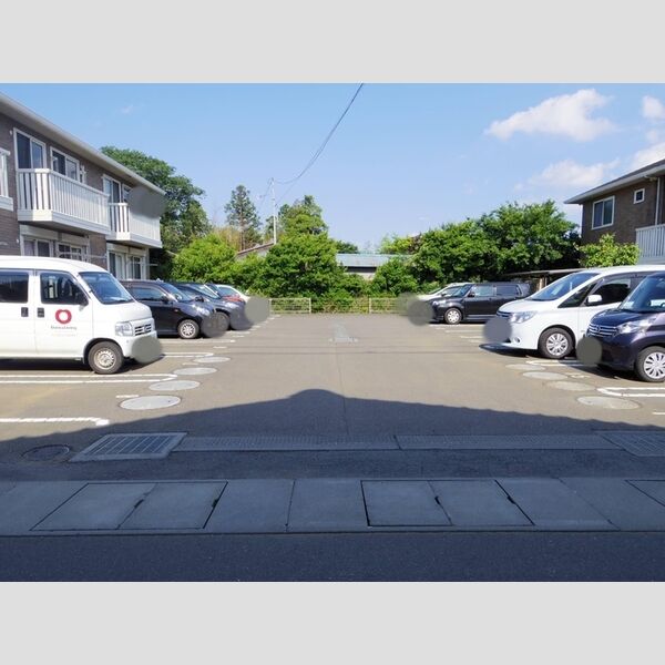 駐車場 (駐車場)
