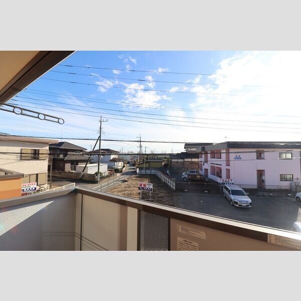 現地周辺 (窓からの風景)