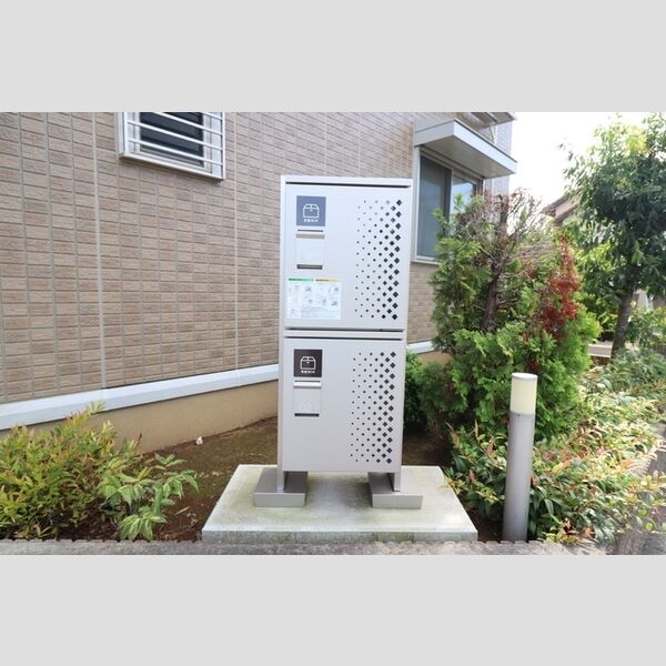 現地周辺 (宅配ボックス)