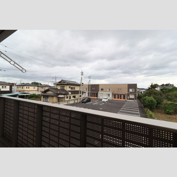 現地周辺 (窓からの風景)