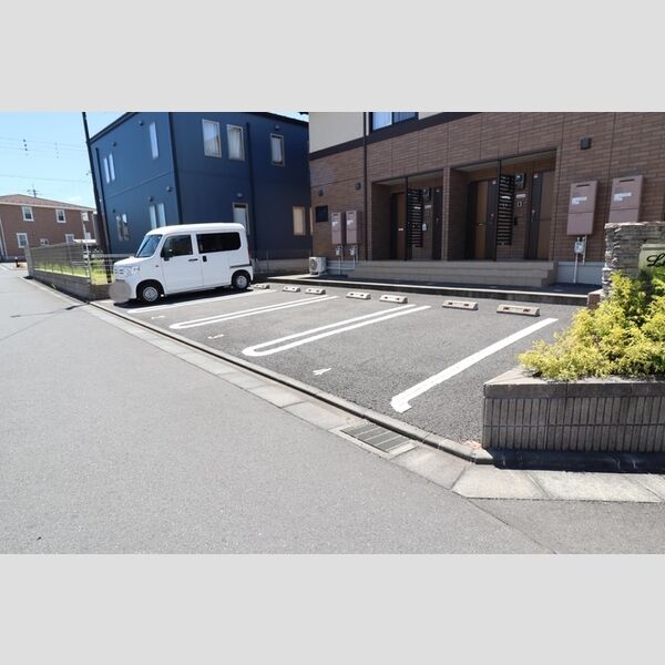 駐車場 (駐車場)