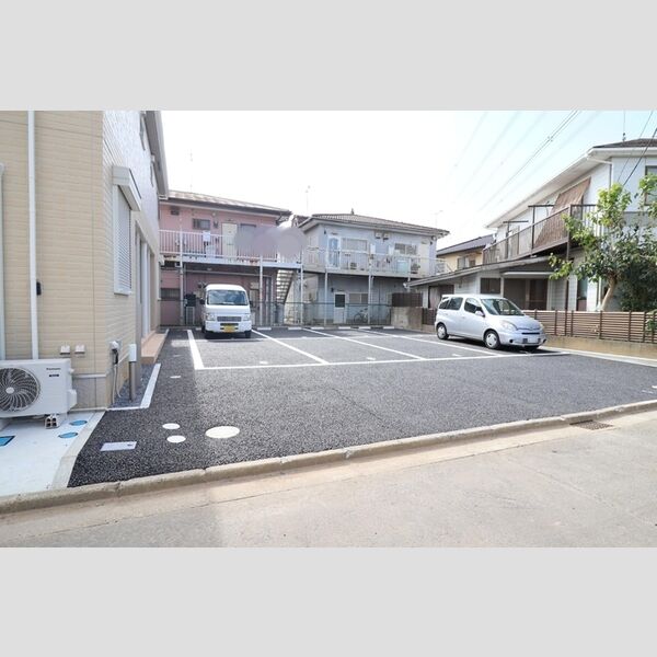 駐車場 (駐車場)
