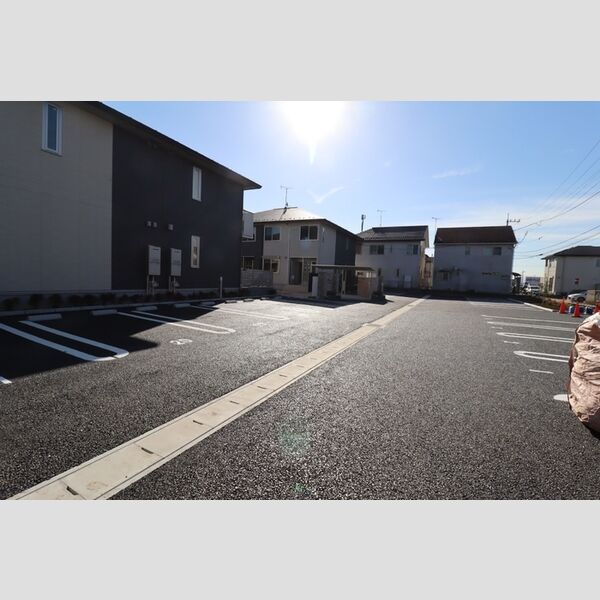 駐車場 (駐車場)