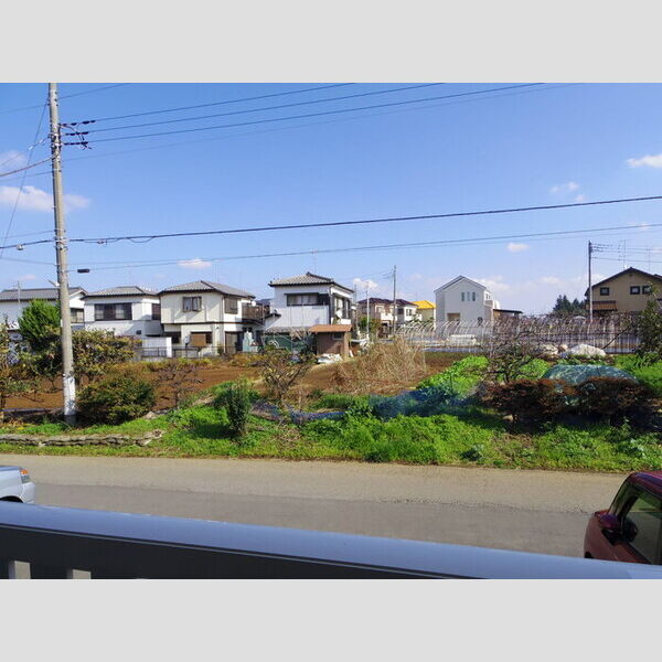 現地周辺 (窓からの風景)