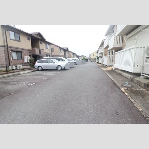 駐車場 (駐車場)