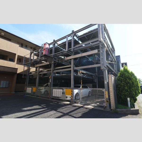 駐車場 (立体駐車場)