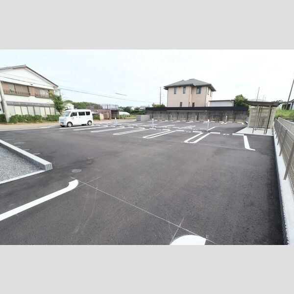 駐車場 (駐車場)