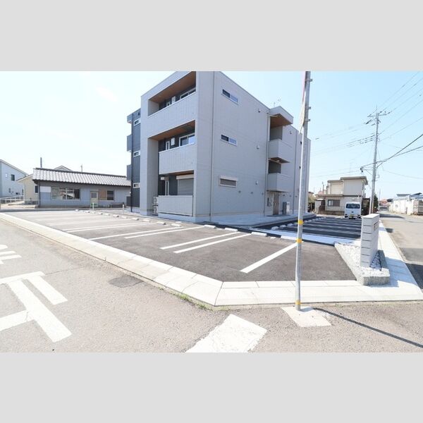 駐車場 (駐車場)