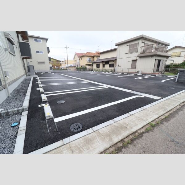 駐車場 (駐車場)