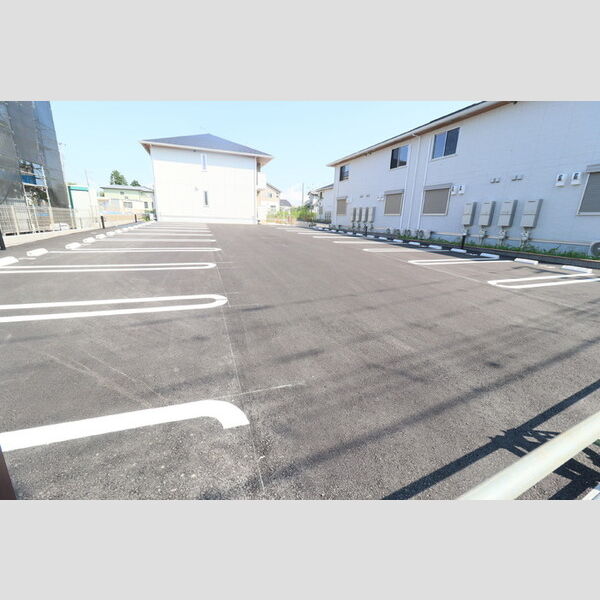 駐車場 (駐車場)