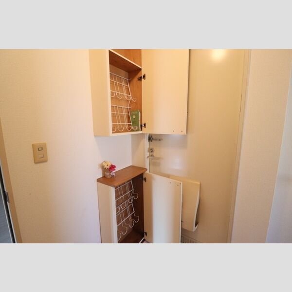 玄関 (シューズボックス)