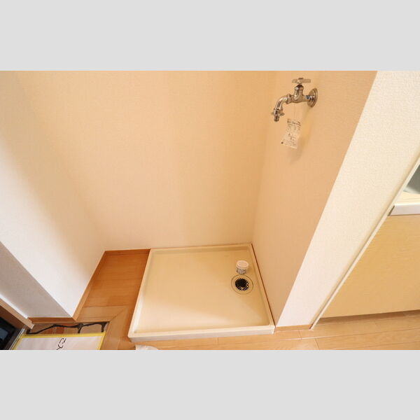 その他 (洗濯機置き場)