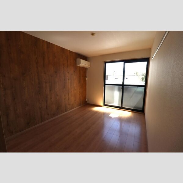 居室・リビング (リビング全景(エアコン付、デザインクロス仕様))