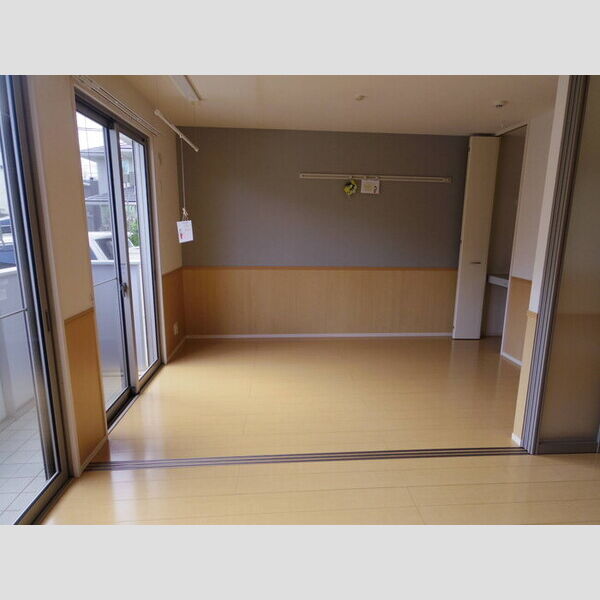 その他 (洋室(デザインクロス仕様))