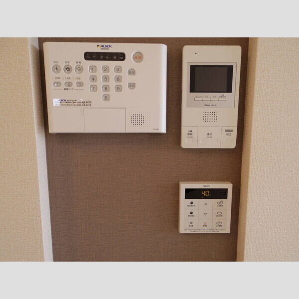 その他設備 (ALSOKホームセキュリティ標準搭載、モニター付インターホン(オートロック仕様))