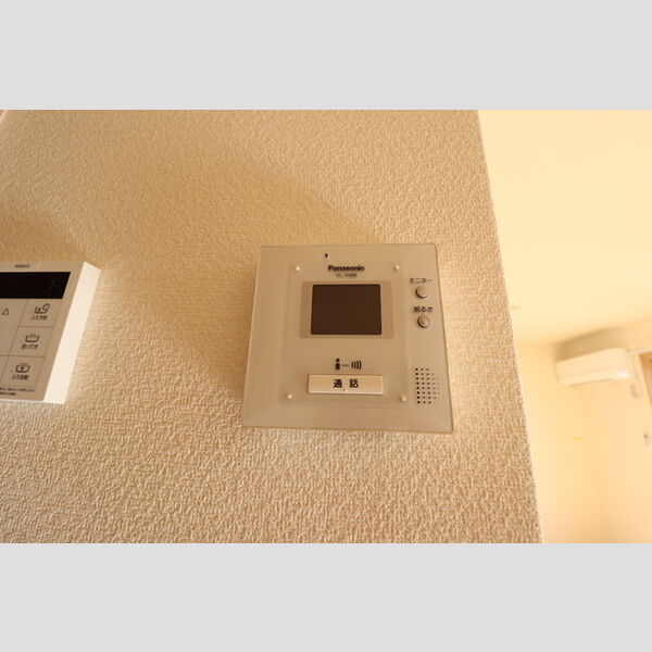 その他設備 (カラーモニター付インターホン)