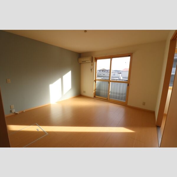 居室・リビング (リビング全景(エアコン付、デザインクロス仕様))