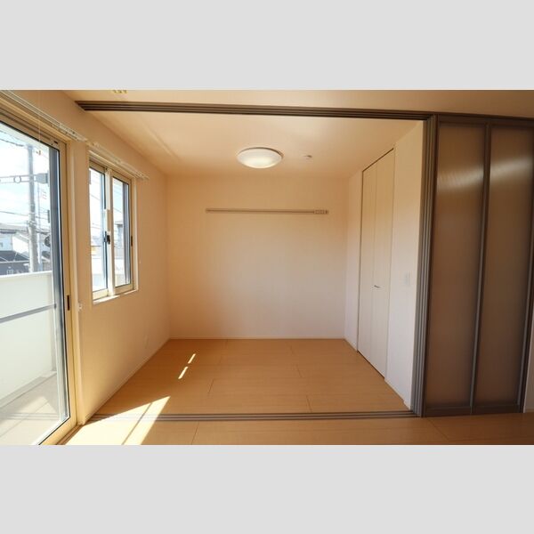 その他 (洋室)