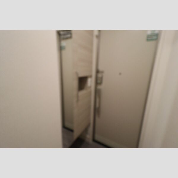 玄関 (トールタイプシューズボックス(姿見鏡付))