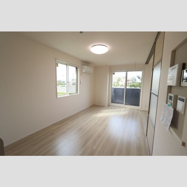 居室・リビング (リビング全景(エアコン付))