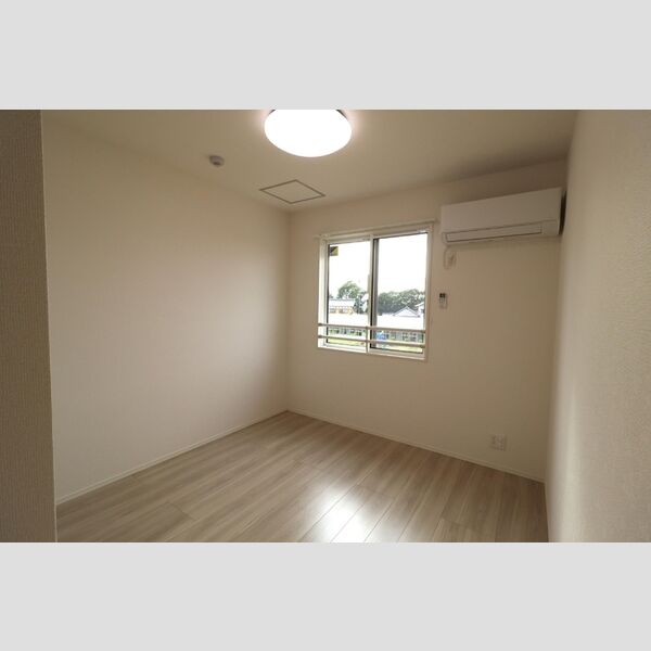 その他 (北側洋室(エアコン付))