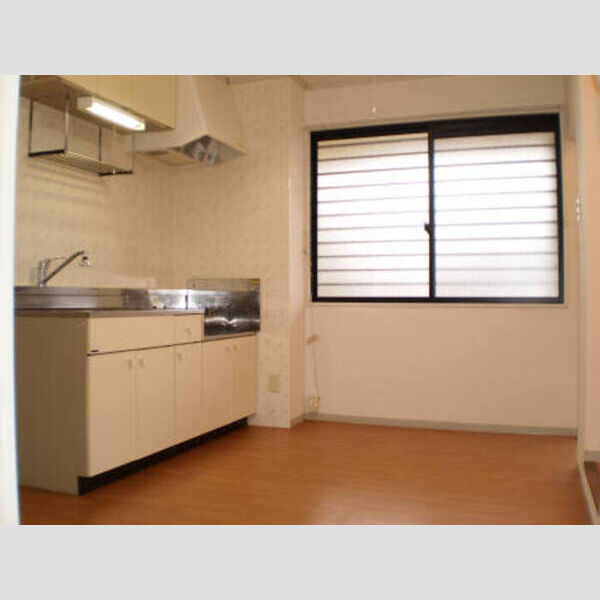 キッチン (ダイニングキッチン)