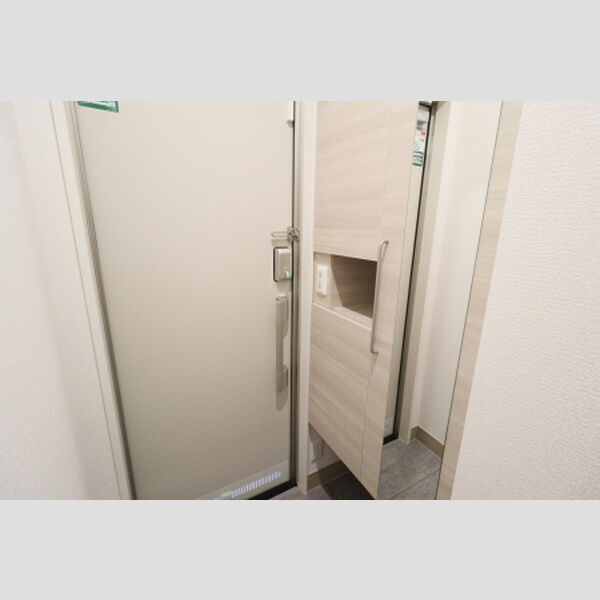 玄関 (トールタイプシューズボックス(姿見鏡付))