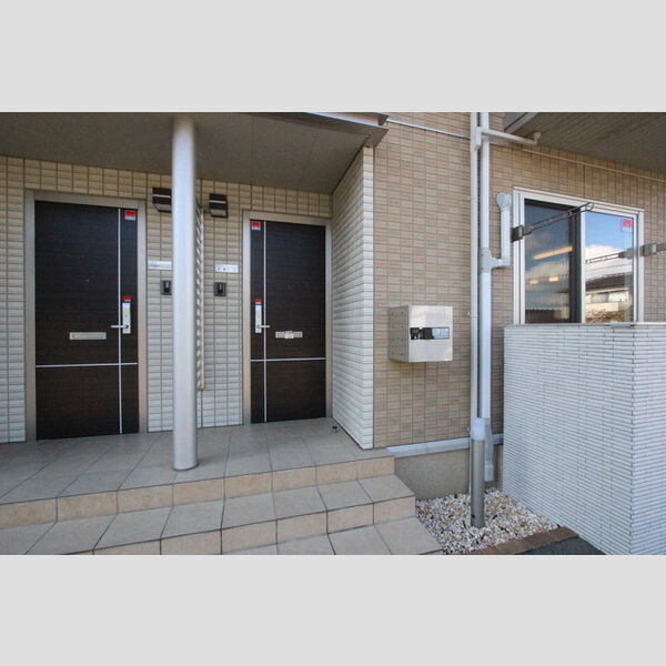 エントランス (エントランス)