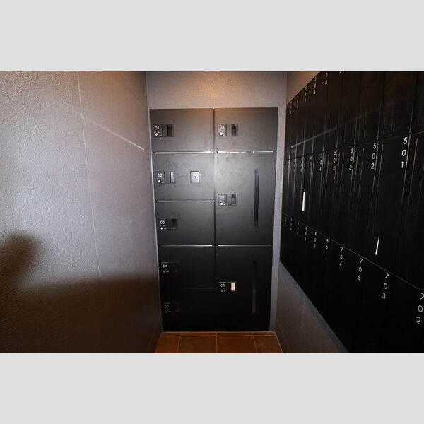 現地周辺 (宅配BOX)