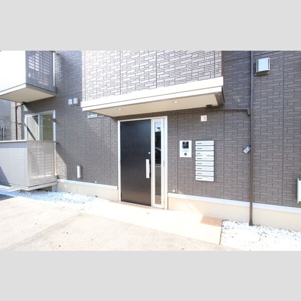 エントランス (エントランス)