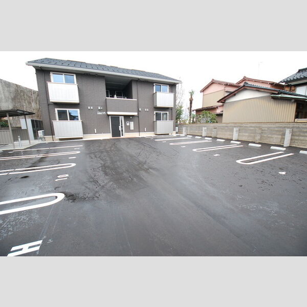 駐車場 (駐車場)