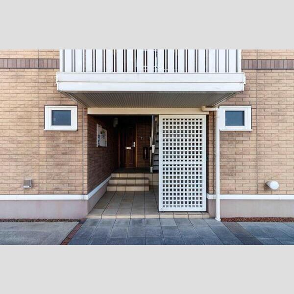 エントランス (エントランス)