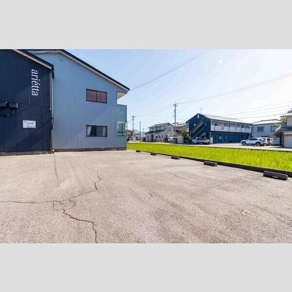 駐車場 (駐車場)