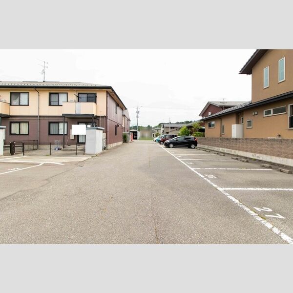 駐車場 (駐車場)