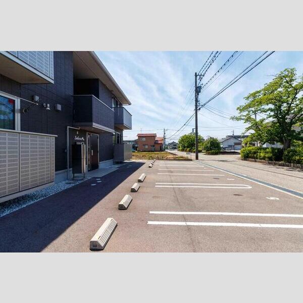 駐車場 (駐車場)