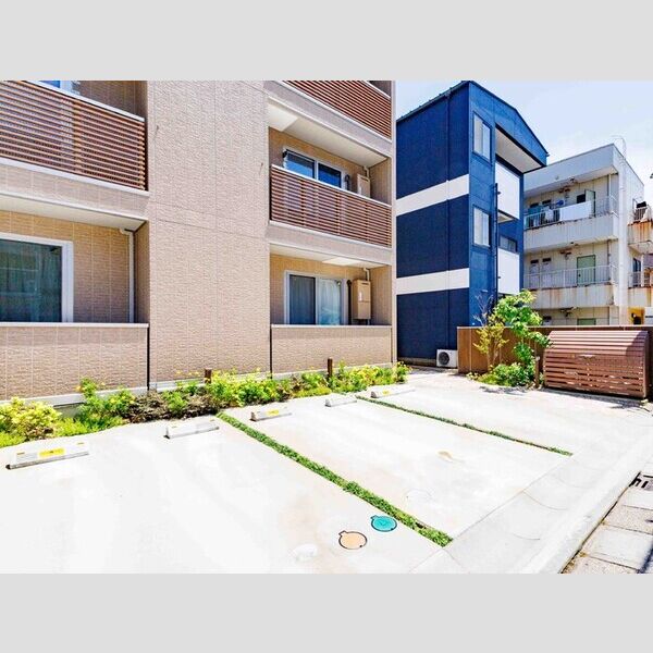 駐車場 (駐車場)