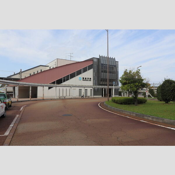 現地周辺 (JR東金沢駅)