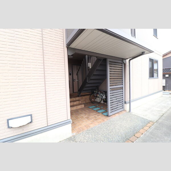 エントランス (エントランス)