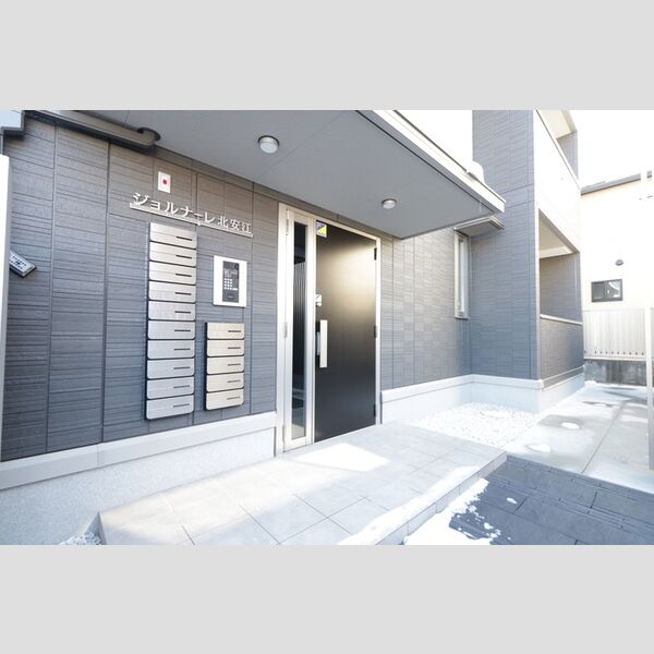 エントランス (エントランス)