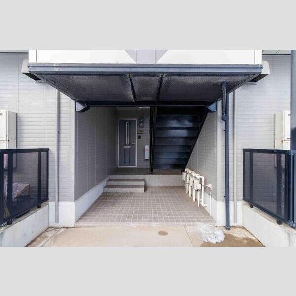 エントランス (エントランス)