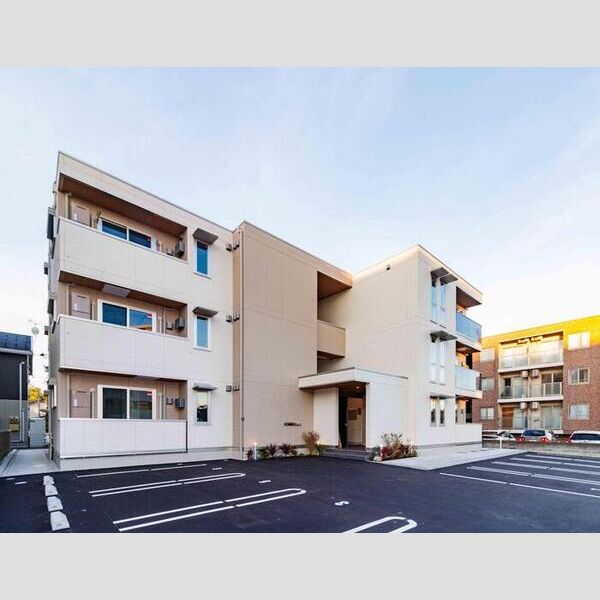 駐車場 (駐車場)