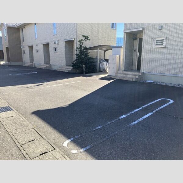 駐車場 (駐車場)