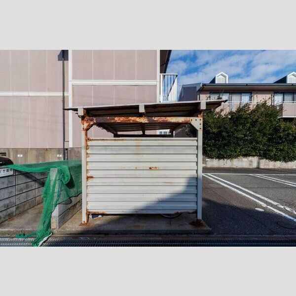 現地周辺 (駐輪場)