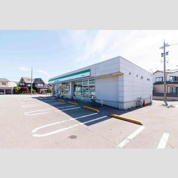 現地周辺 (②ファミリーマート河北内灘店)