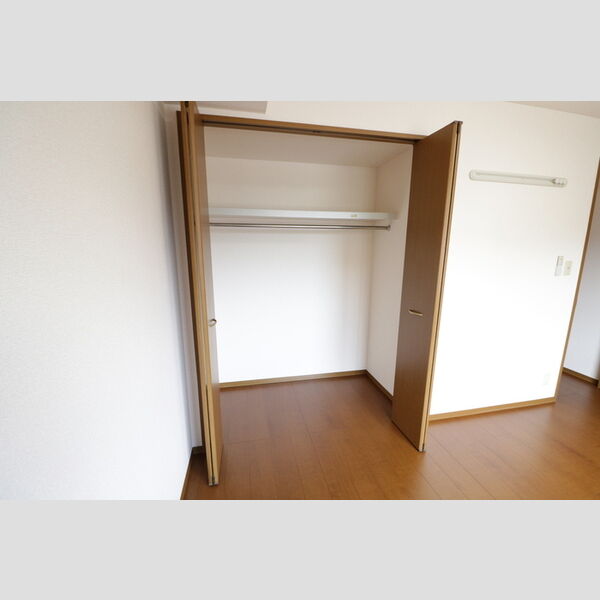 その他 (クローゼット)